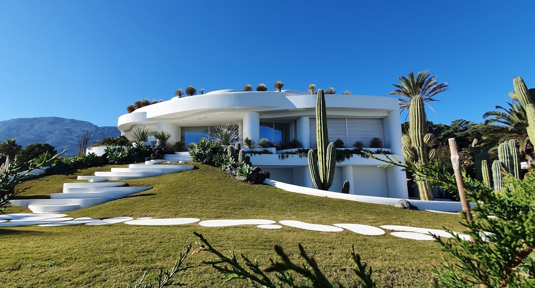 luxury celebrity villa exterior